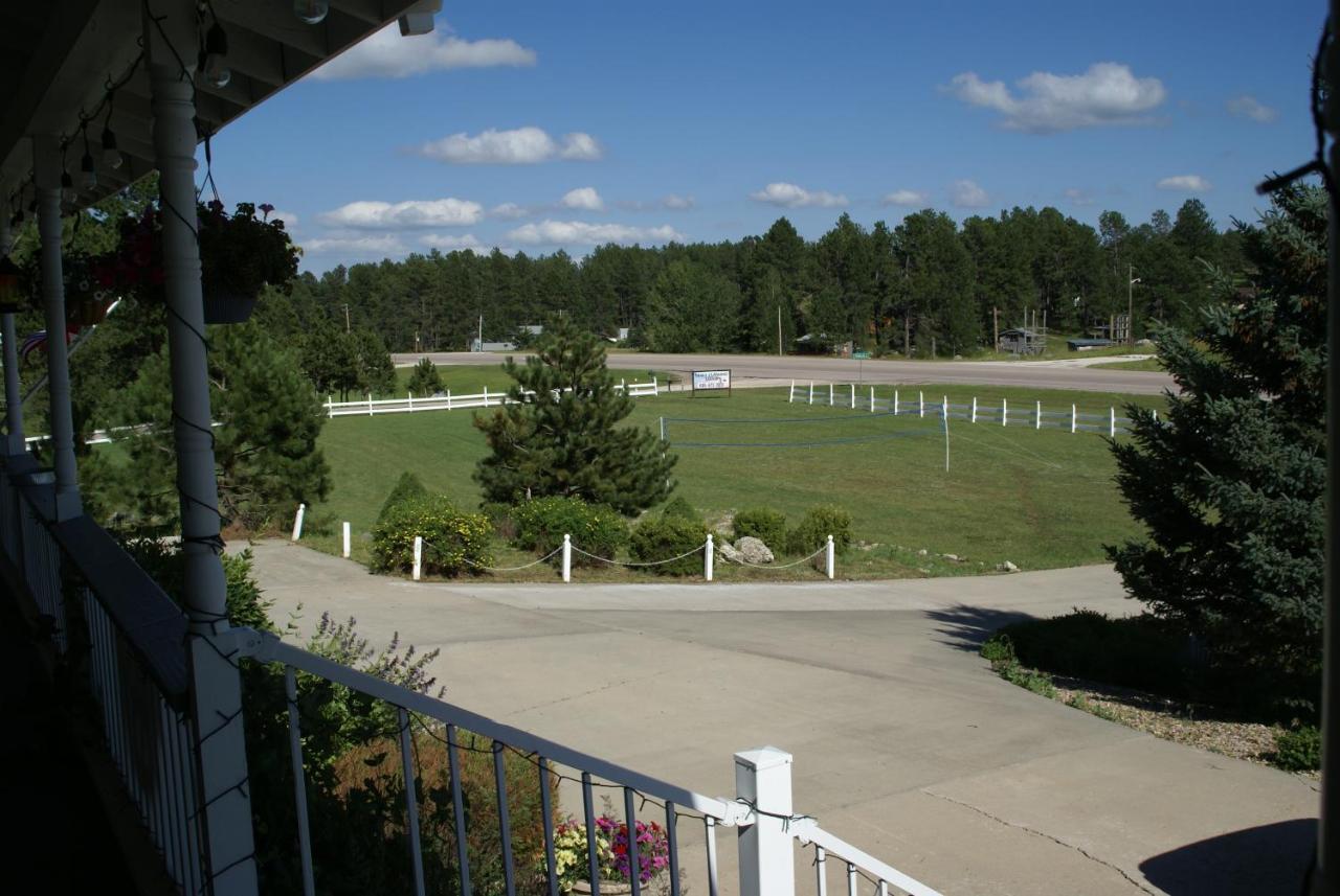 Eagle'S Landing Lodge Custer Esterno foto